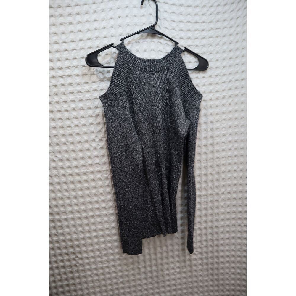 INC size M sweater ribbed shoulder cut out